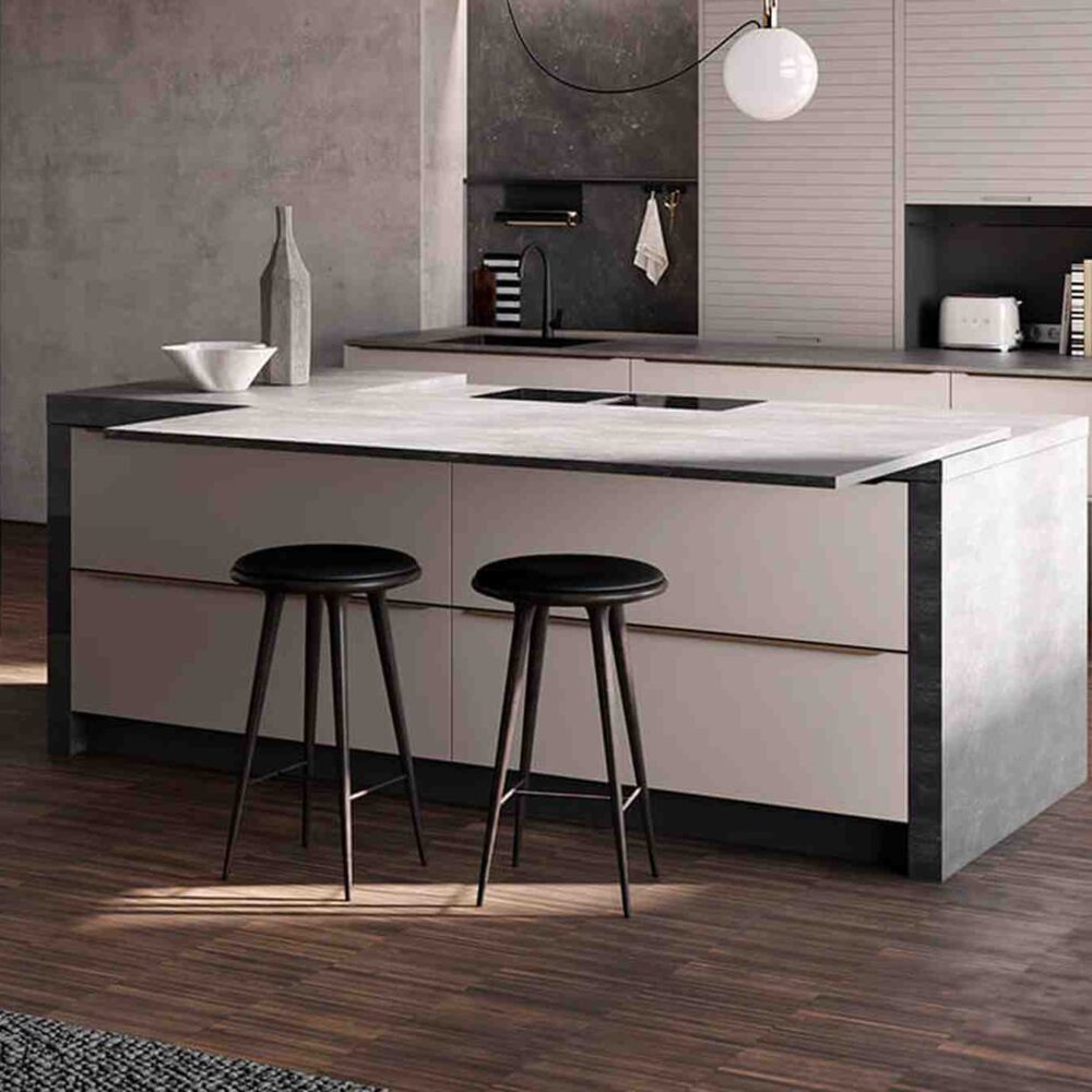 Haecker-Designkueche-mit-Insel-Beige-Insel