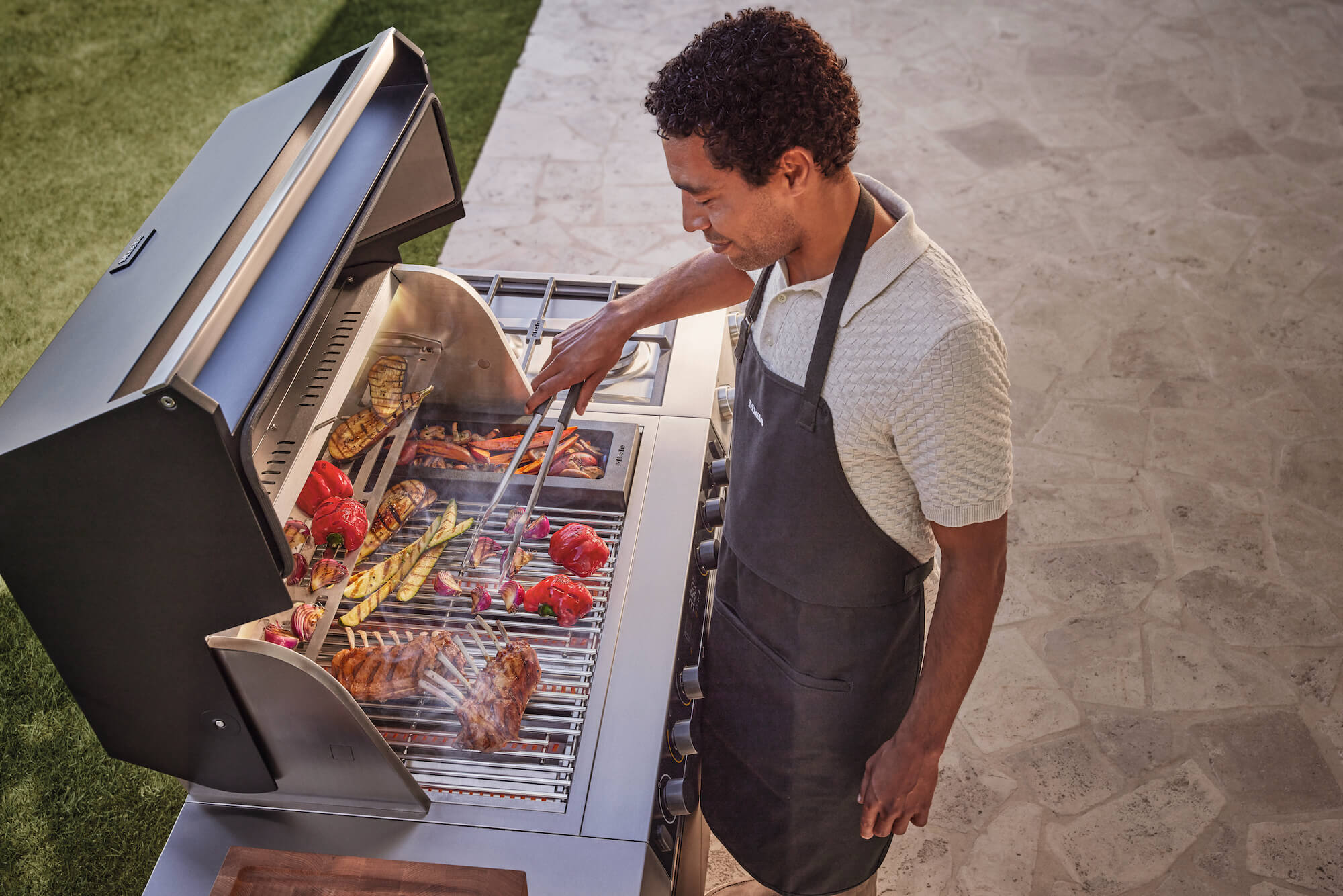 Miele Outdoorküche mit Grill